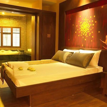 Siam Society Hotel And Resort Bangkok Bagian luar foto