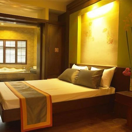 Siam Society Hotel And Resort Bangkok Bagian luar foto