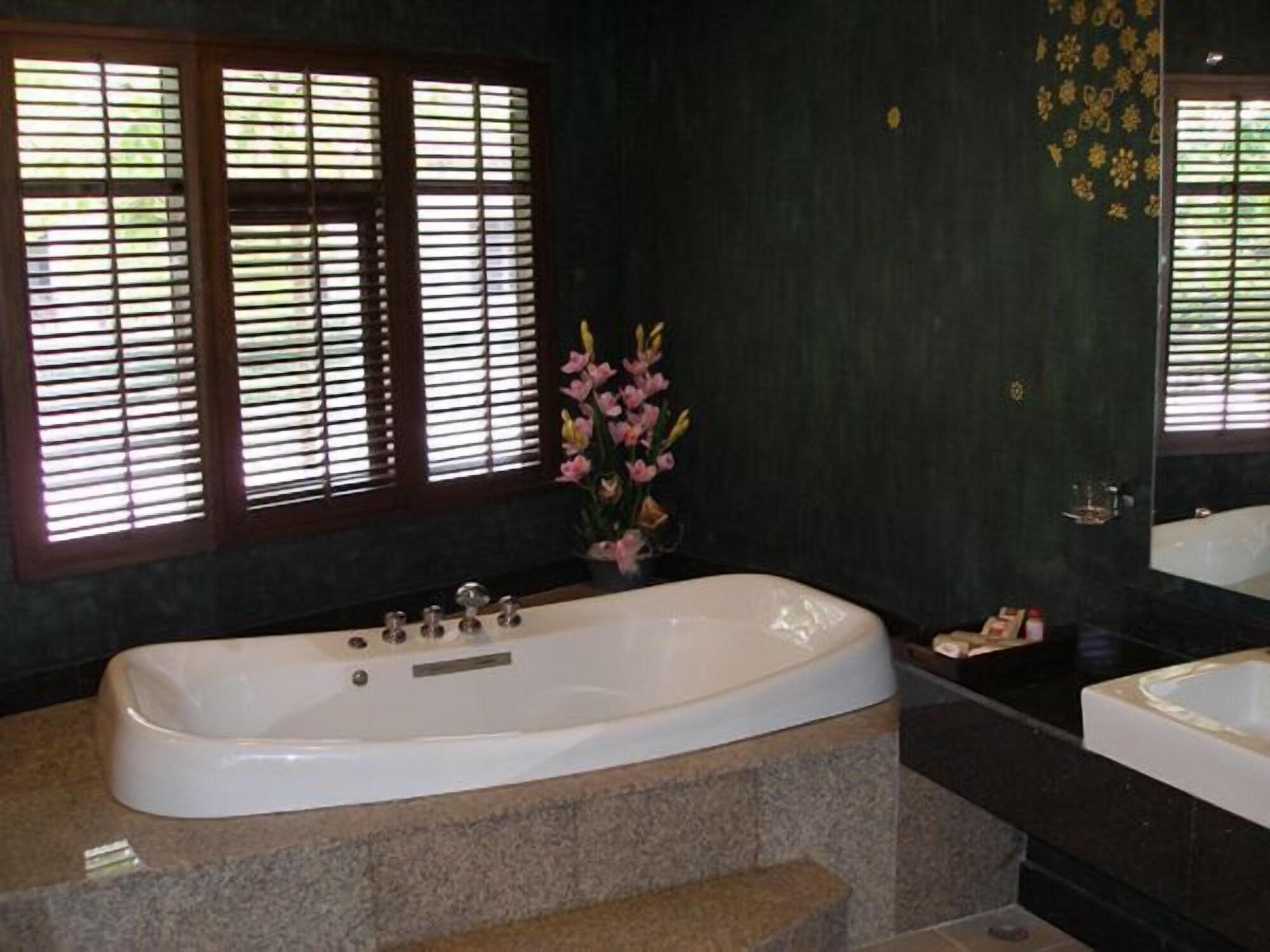 Siam Society Hotel And Resort Bangkok Bagian luar foto