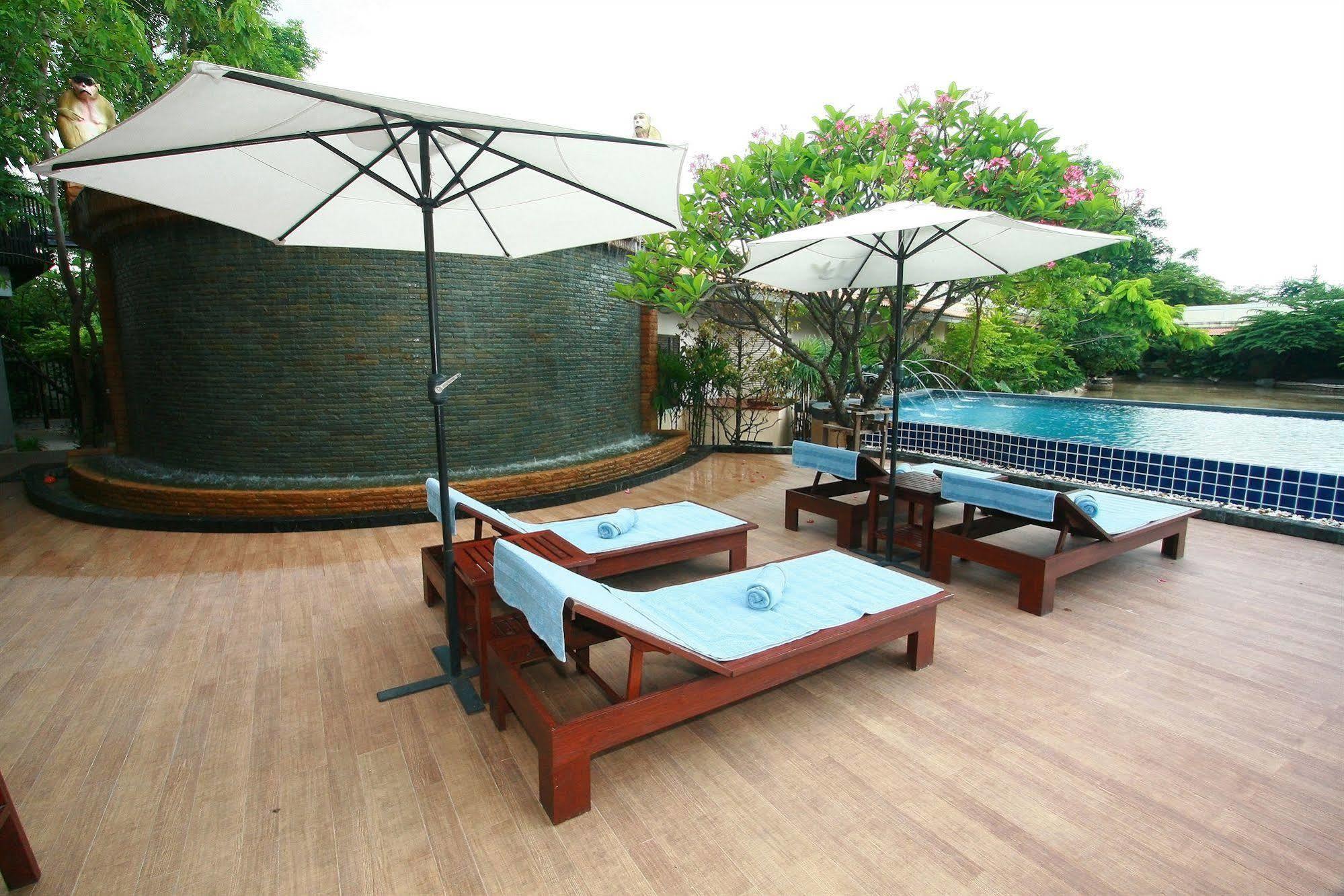 Siam Society Hotel And Resort Bangkok Bagian luar foto