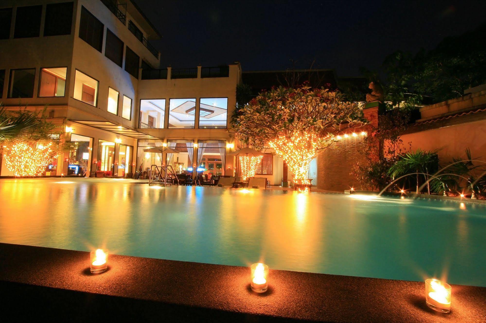 Siam Society Hotel And Resort Bangkok Bagian luar foto